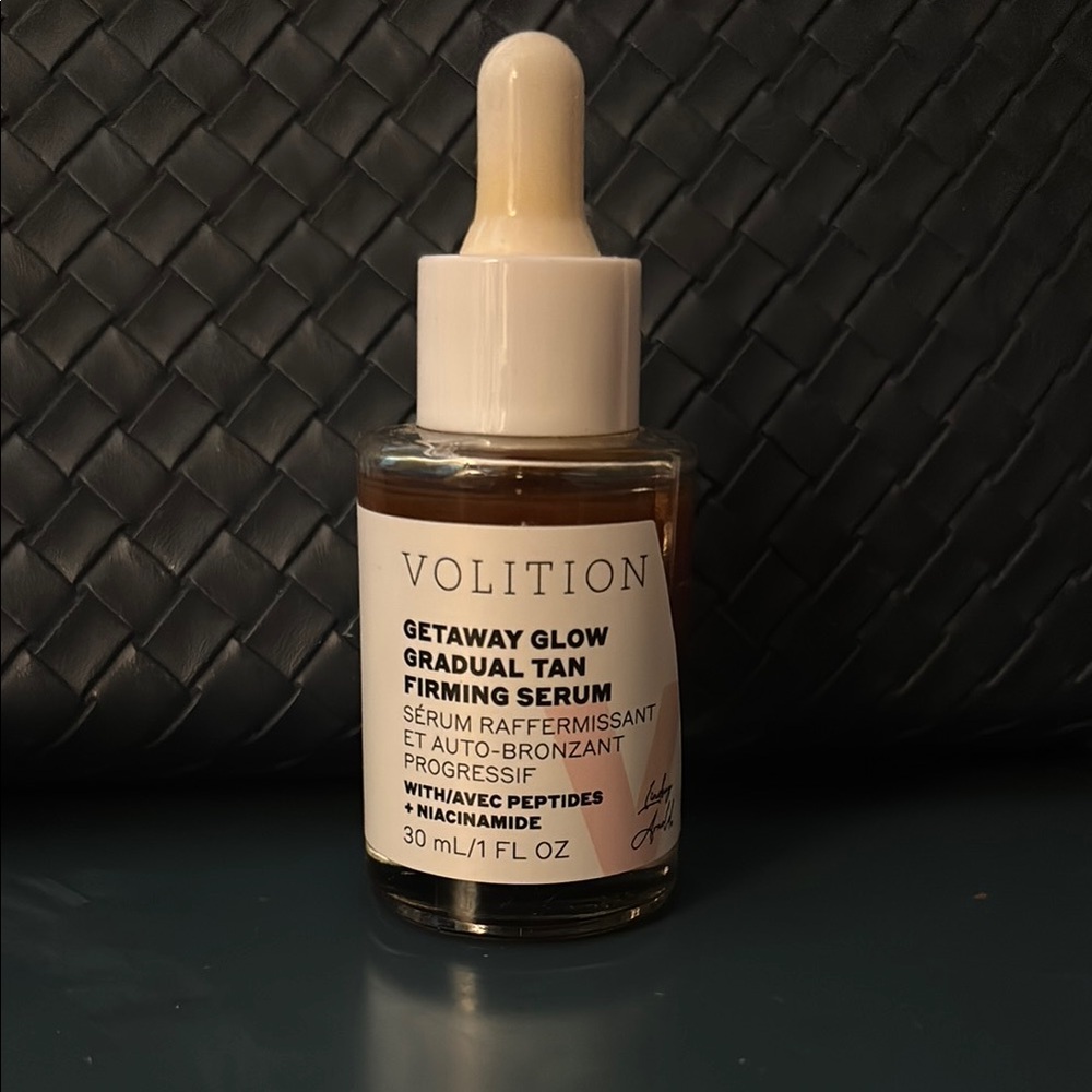 Volition Get Away Glow Gradual Tan Serum - Picture 3 of 5